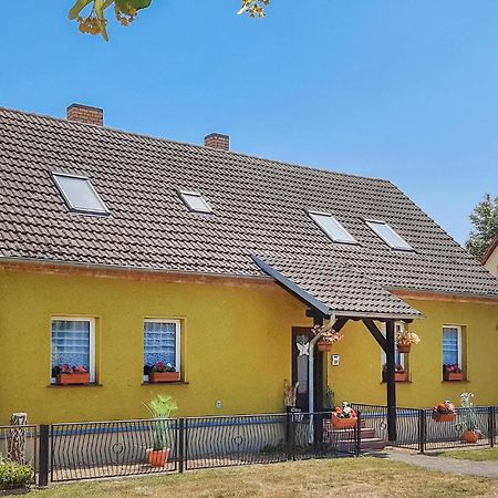 Nice Home In Neu Zauche Ot Caminche With Wifi Caminchen Екстериор снимка