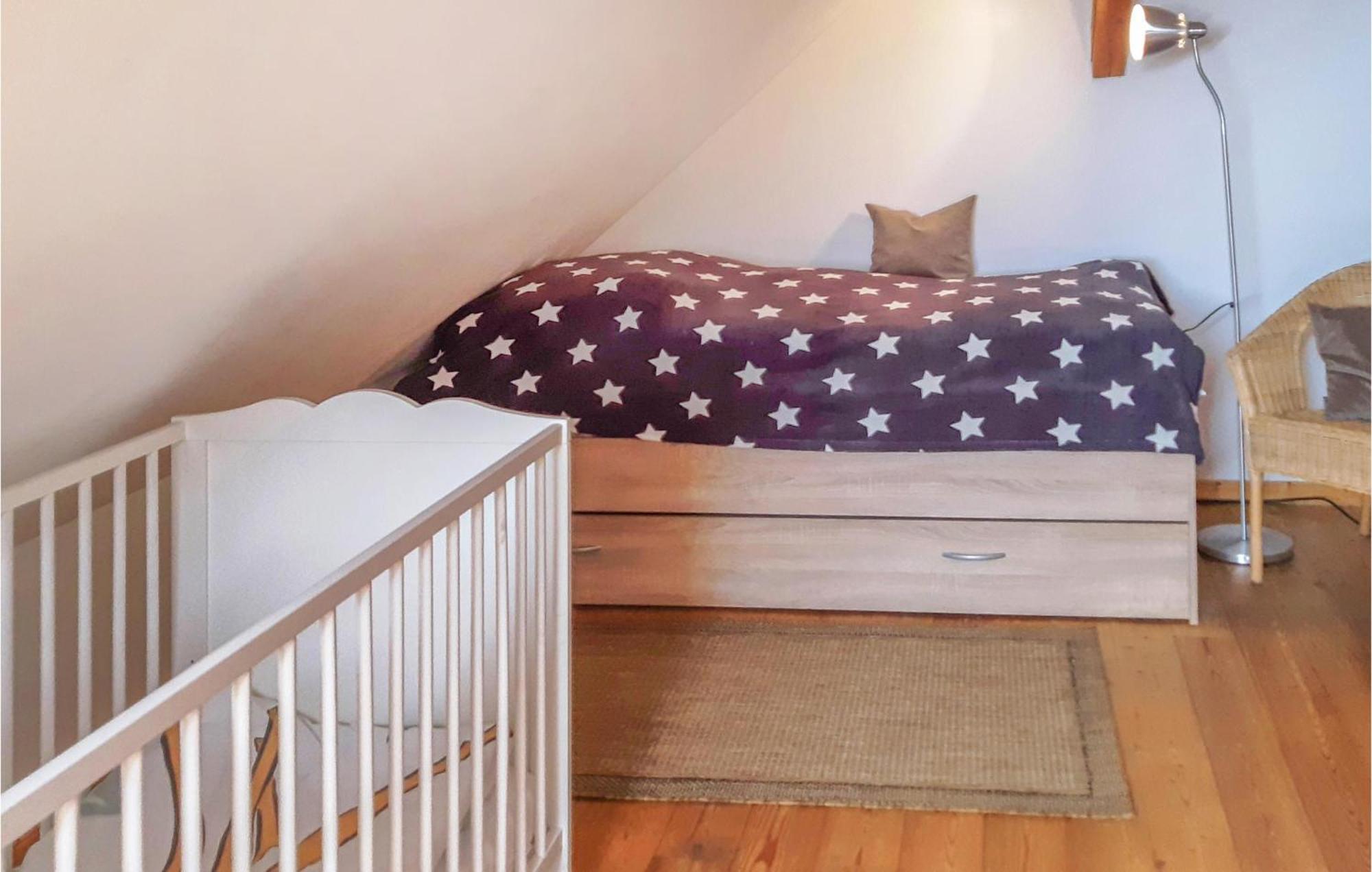 Nice Home In Neu Zauche Ot Caminche With Wifi Caminchen Екстериор снимка